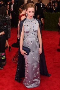 Emily Blunt в платье Prada
