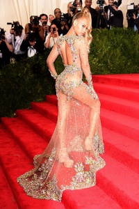 Beyonce в платье Givenchy