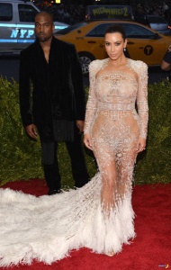 Kim Kardashian в платье Roberto Cavalli