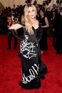 Madonna в платье Moschino