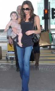 2012 Victoria and Harper at Hong Kong airport