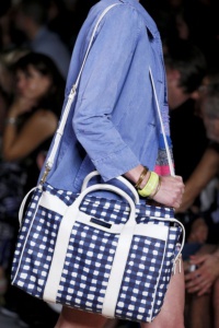 объемная сумка Marc by Marc Jacobs