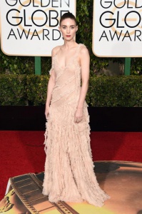 Rooney Mara в платье Alexander McQueen