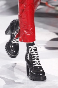 ботинки на шнуровке Louis Vuitton
